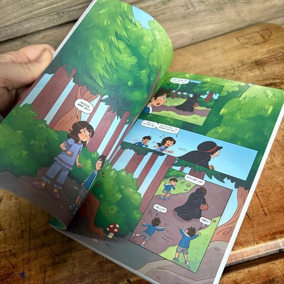 Whatever After Graphic Novel The Fairest of All by Sarah Mlynowski & Anu Chouhan - Picture 6 of 10